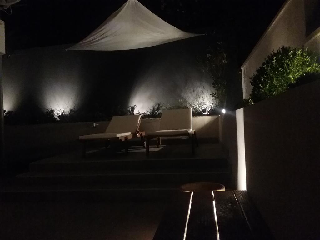Apartment Maya Near The Beach Premantura Exterior photo